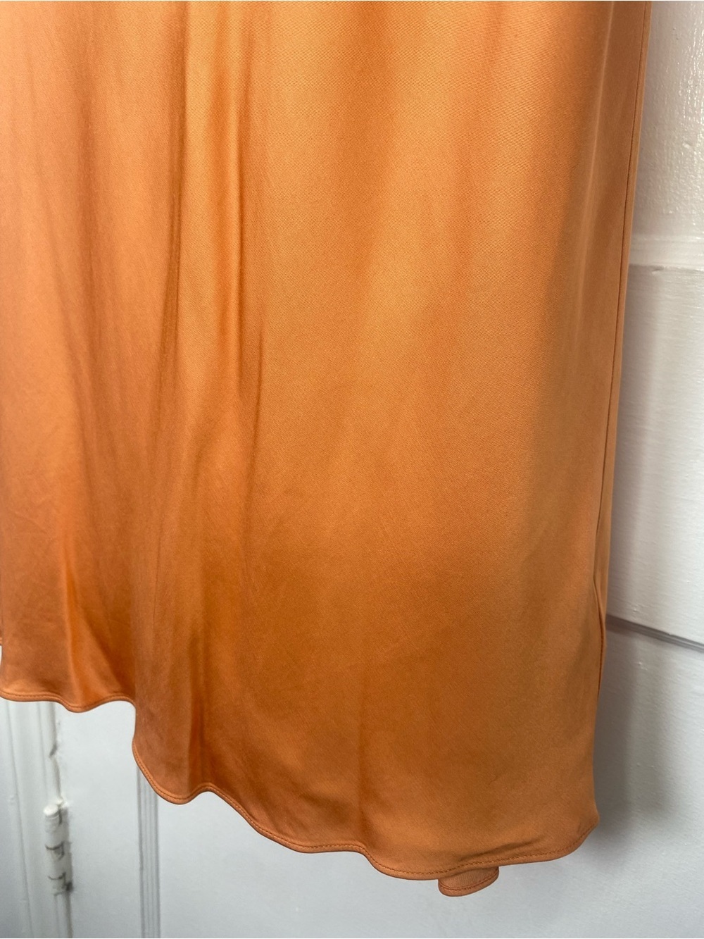 L’AGENCE NWT Amina Cowl Neck Chain Dress in Soft Carmel - Picture 5 of 8